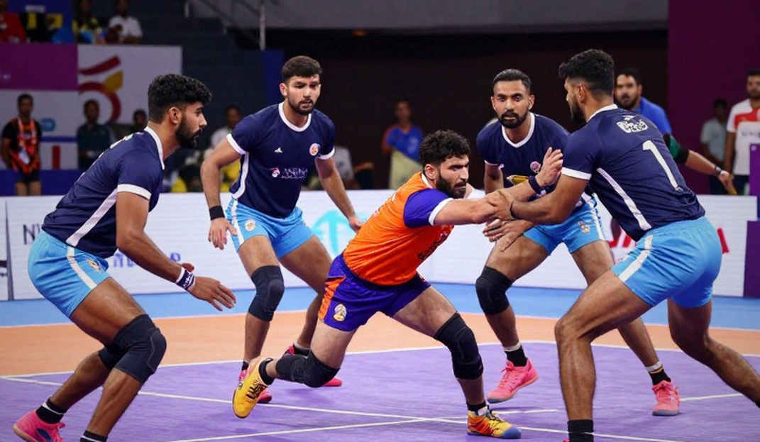 कबड्डी में चोट का मेकैनिक्स: तीस सेकंड की घड़ी, बोनस लाइन और वह फ्रेम जो गिरने से पहले आता है